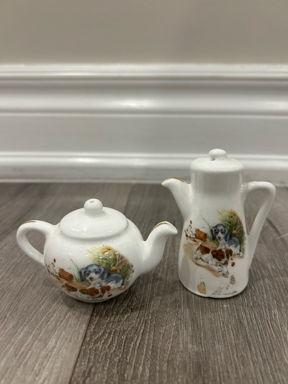 Mary Jane Fine China England — Puppy Salt & Pepper Shakers